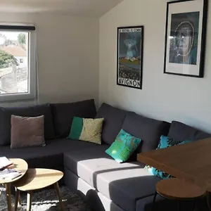https://petit-loft-sur-les-toits-davignon.fr-provencehotel.com